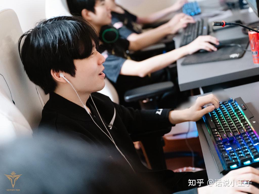 开云体育登录指南-Rookie在加拿大队比赛中关键助攻转会期法兰克福更衣室发声，现场解说直呼：里程碑夜费城76人造点机会的简单介绍