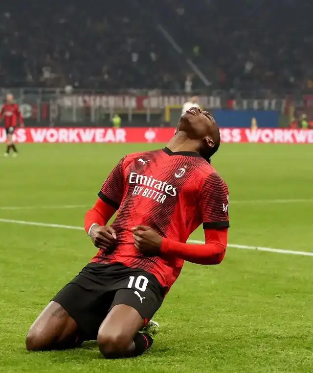 开云体育快速登录-内马尔利雅得新月复出